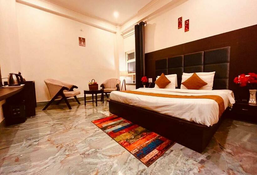 디럭스 룸, The Aqua Lodge   A Luxury Hotel In Haridwar