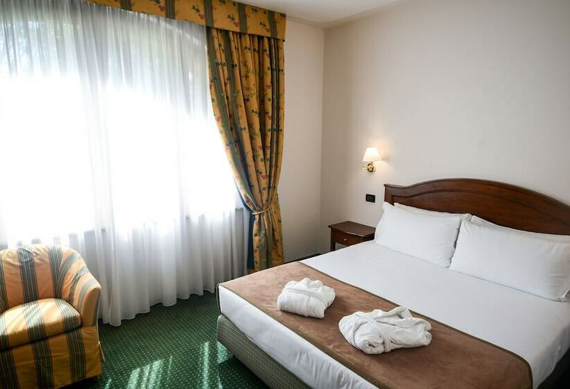 اتاق استاندارد, Relais Santo Stefano