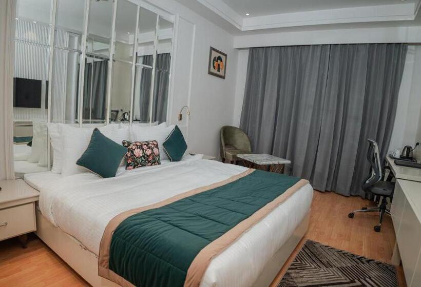 家庭套房, Quality Inn Elite, Amritsar