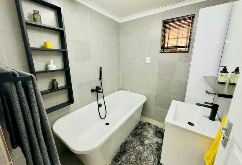 اتاق استاندارد با تخت بزرگ, Lemon Ivy Guesthouse