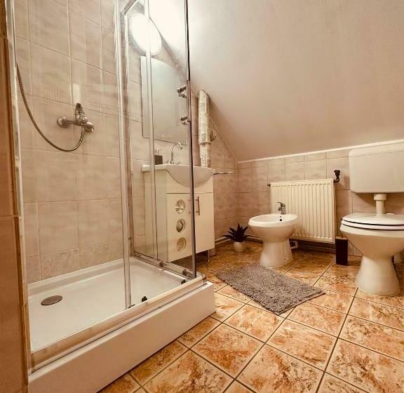 اتاق استاندارد, Greenery Home