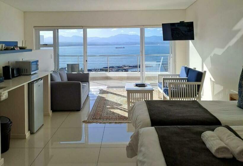 سوییت لوکس, Ana S Place Apartments