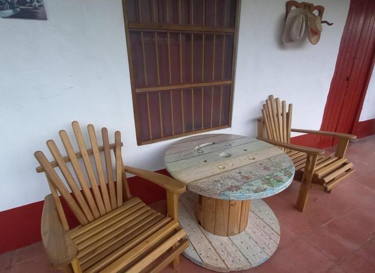 Номер Стандарт, Hacienda San Francisco