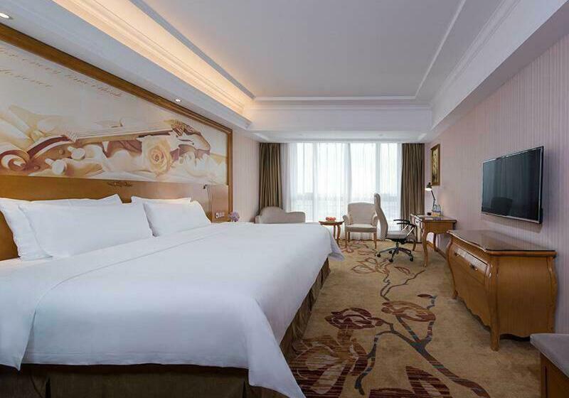 Номер Superior, Vienna International Hotel Asean Avenue Dongxing