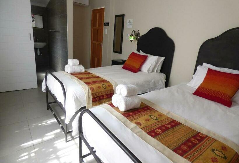 اتاق استاندارد, Tsumeb Backpackers & Safari