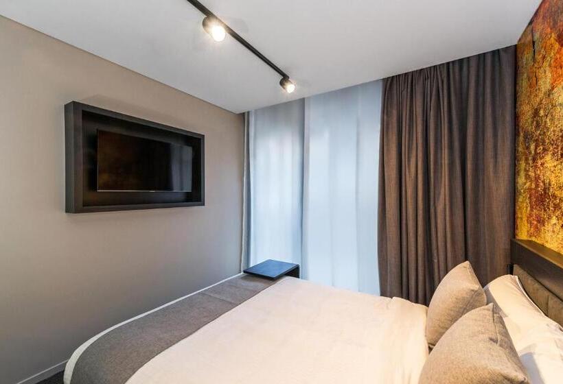 Номер Стандартный Кровать Куин, Kennigo Hotel Brisbane, Independent Collection By Evt