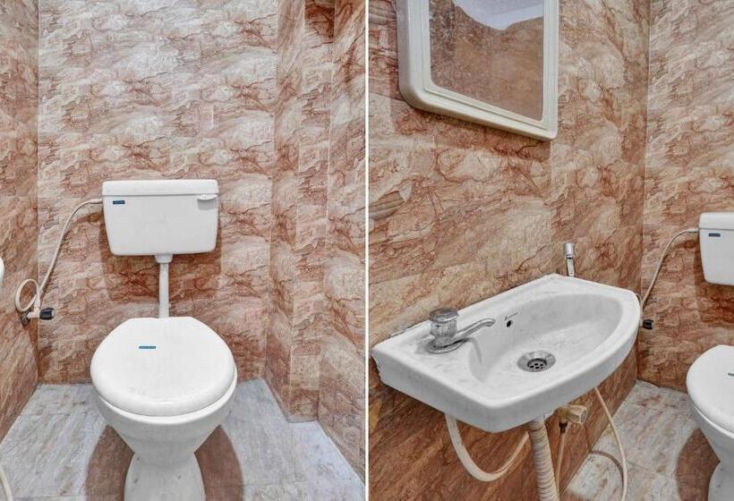 اتاق کلاسیک سه تخته, Spot On Canton Lodging And Boarding