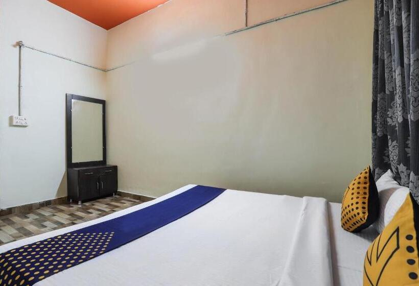 Номер Стандарт, Oyo Flagship Hotel Honest