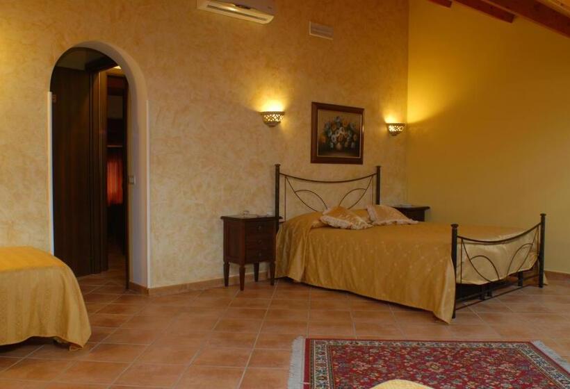 Четырехместный Номер Стандарт, B&b Triskeles