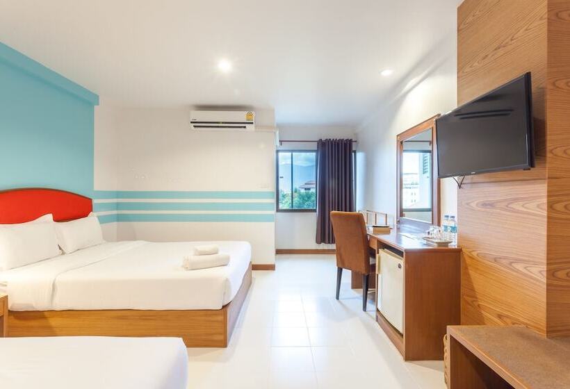 Трехместный Номер Deluxe, We Briza Hotel Chiangmai