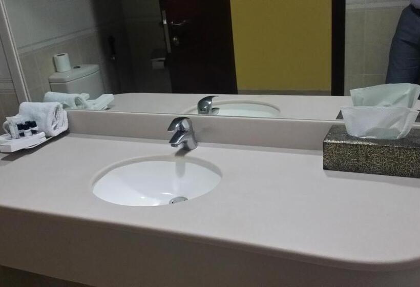 Appartement met 1 aansluitende slaapkamer, Aryana