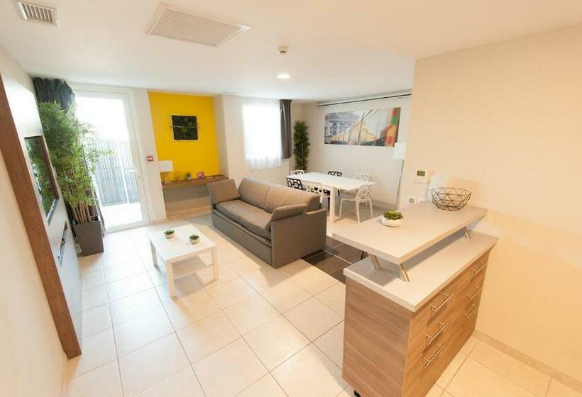 Апартаменты 1 Спальня с Террасой, Best Western Hotelio Montpellier Sud