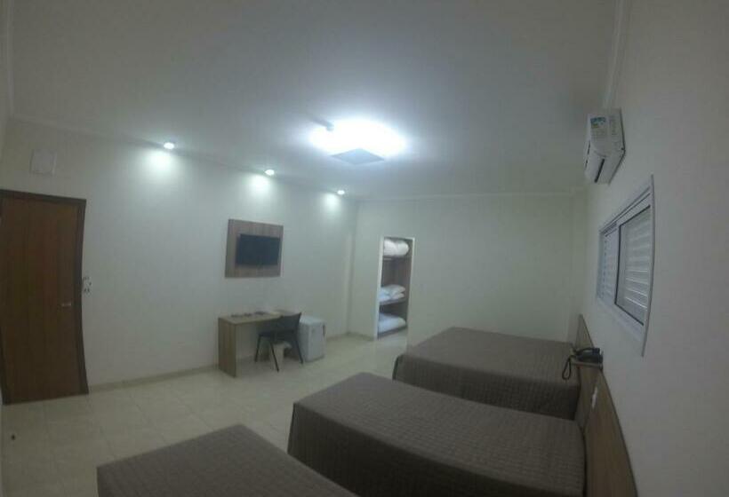 スタンダード４人部屋, Revitalle