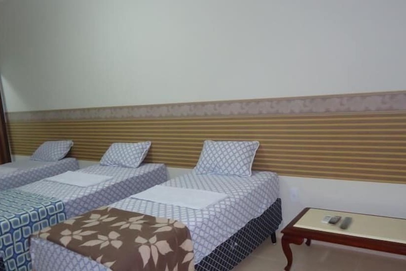 اتاق استاندارد سه نفره, Mm