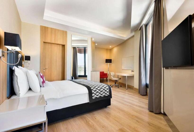 חדר סטנדרט עם מיטת קינג, Ramada Encore By Wyndham Eskisehir