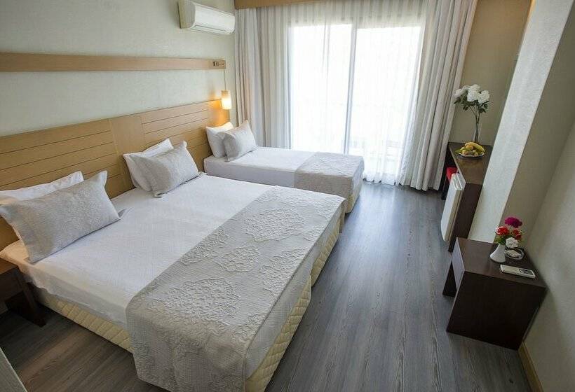 Номер Стандарт, Cilek Marina