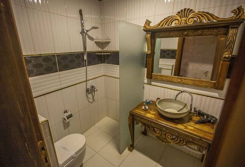 Suite Deluxe, Hermes Cave