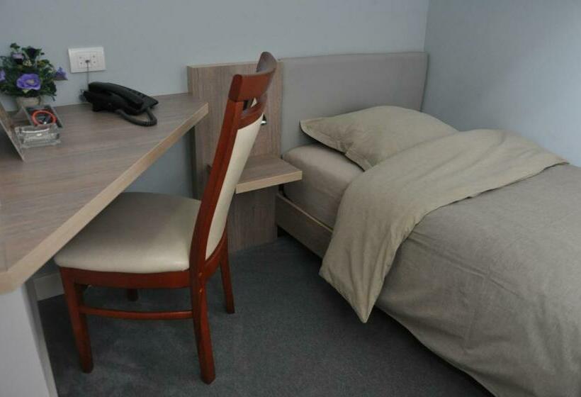 اتاق استاندارد یک نفره, Garni Hotel Plava Laguna