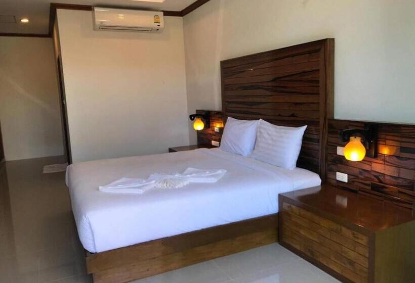 Номер Deluxe с Балконом, Pratum Resort