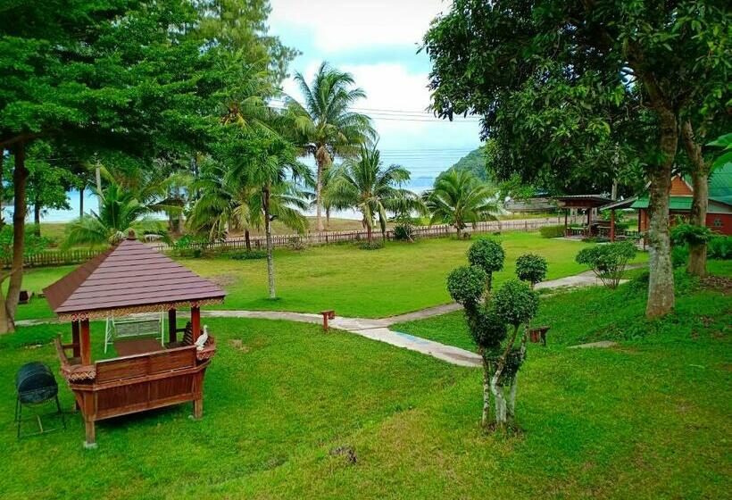 Бунгало Стандарт Вид на Море, Suntisook Resort