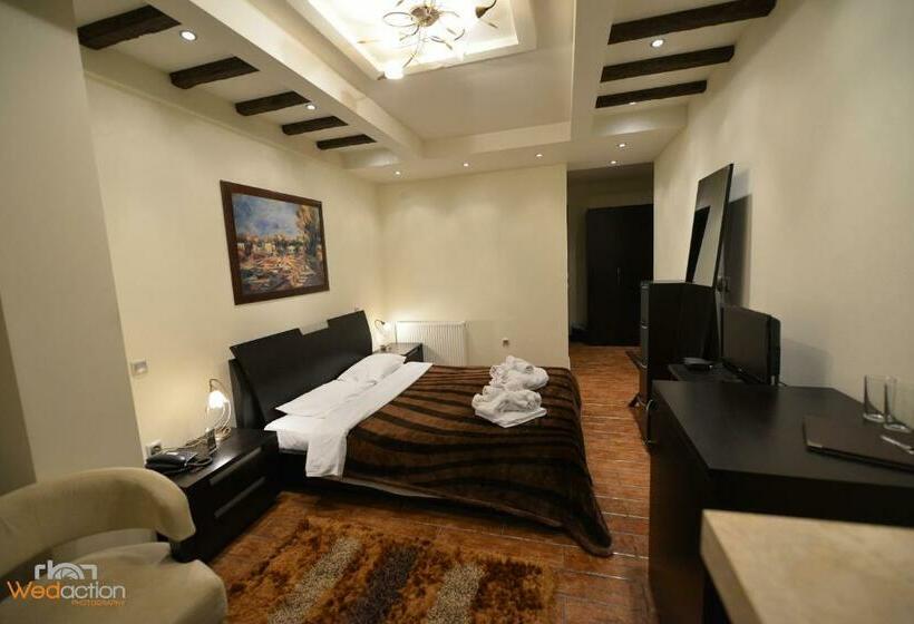Habitación Superior, Nymfes