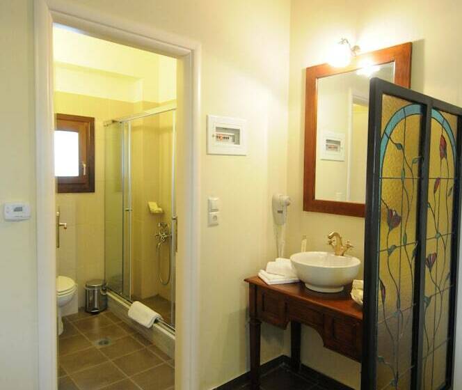 غرفة قياسية, Porto Mani Suites