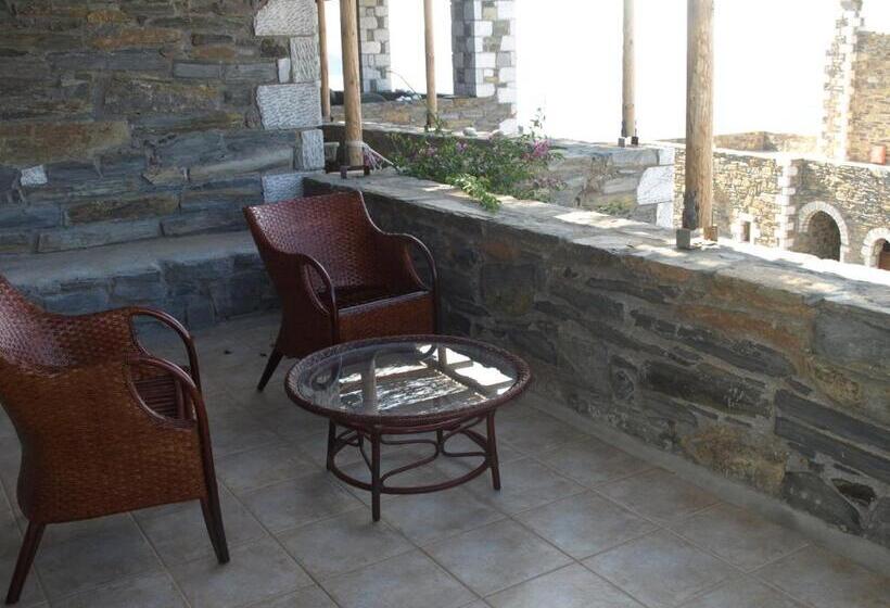 غرفة قياسية, Porto Mani Suites