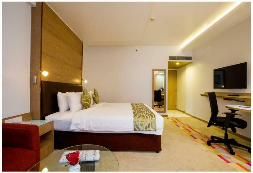 Люкс Повышенной Комфортности, Tulip Bangalore