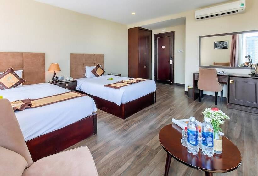 اتاق لوکس با چشم‌انداز دریا, Ocean Haven