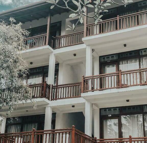 스탠다드 룸 풀장 전망, Sanmira Renaissance