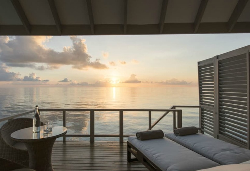 ویلای 1 خوابه, Summer Island Maldives Resort