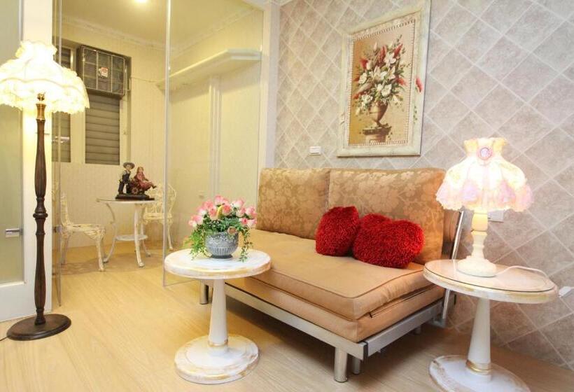 اتاق خانوادگی, Avica Homestay