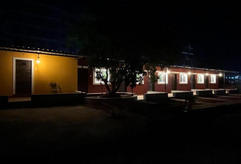 Номер Deluxe, Hemprabha Bed & Breakfast, Ratnagiri