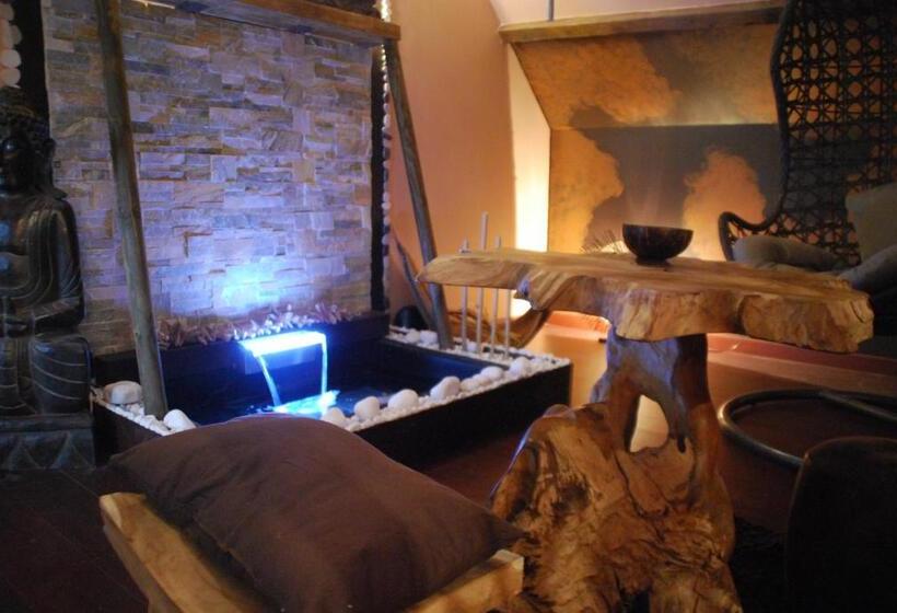 Номер Superior, Chambres D Hotes ,hotel ,secret D Une Nuit A Vicq Prės De Onnaing,avec Piscine