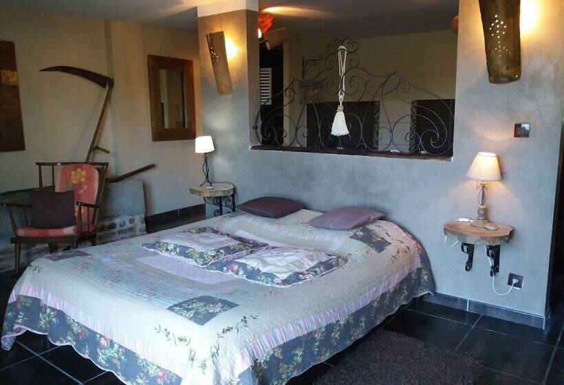 Номер Стандарт, Chambres D Hotes ,hotel ,secret D Une Nuit A Vicq Prės De Onnaing,avec Piscine