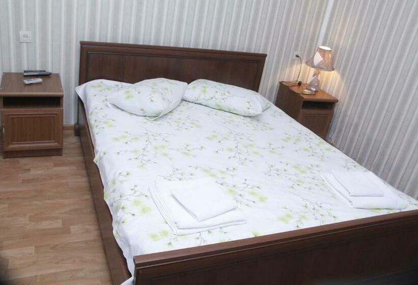اتاق استاندارد, Romantika