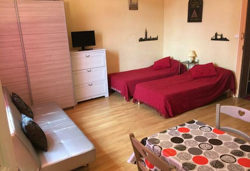 استودیوی استاندارد, Residence Le Continental