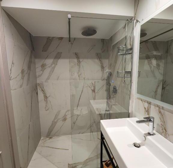 غرفة ديلوكس ثلاثية, Olia Residence