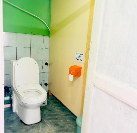 اتاق استاندارد سه تخته با سرویس بهداشتی مشترک, Monkhsuuri Guesthouse