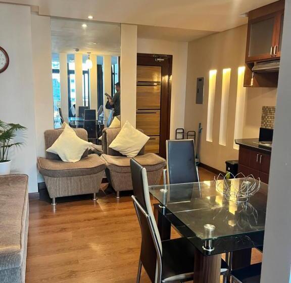 스탠다드 발코니 스튜디오, Appleone Ayala Condo With Balcony