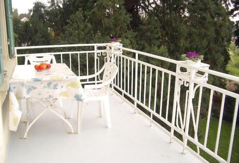 Номер Стандарт Вид на Сад, Villa Martha