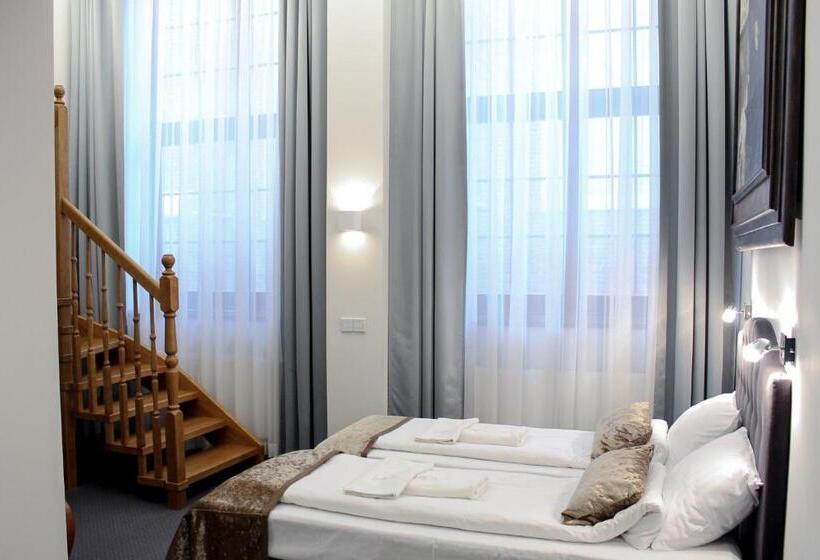 Апартаменты 1 Спальня, Celestin Residence