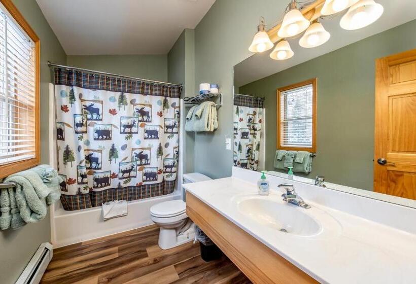 חדר סטנדרט עם מרפסת, Stonebrook Resort   Adult Only