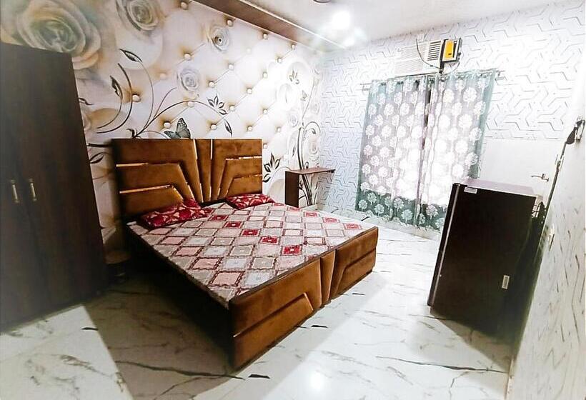Номер Economy, Welcome Brothers Homestays    Lpu Law Gate    For Family, Couples, Parents, Students