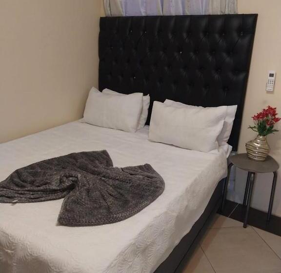 اتاق لوکس, Home Life Guesthouse