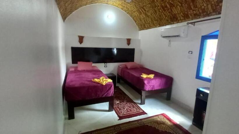 اتاق استاندارد, Ajwa Guest House