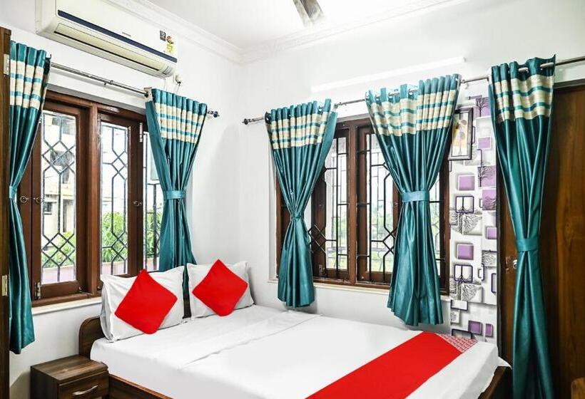 Quarto Triplo Clássico, O Shraddha Residency 2