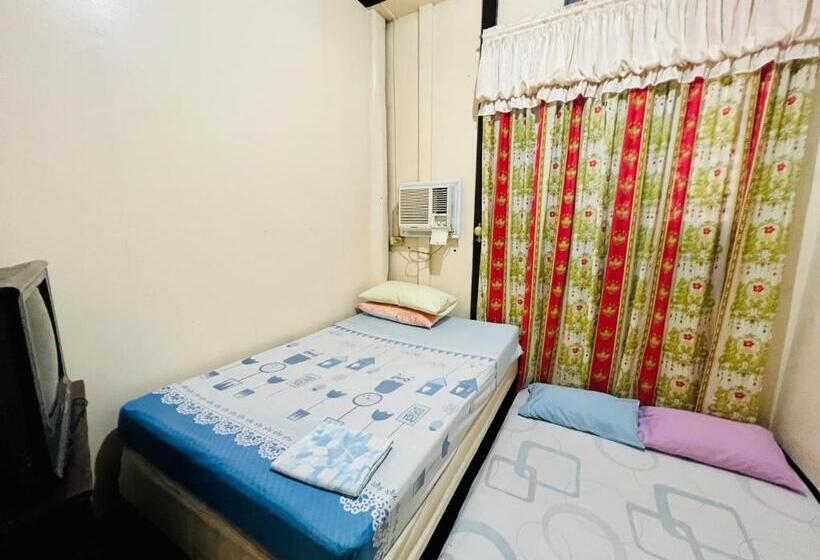 四人标准间, King Henry S Transient House