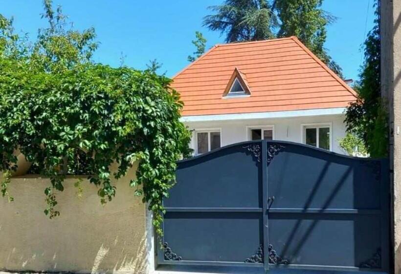 Номер Стандарт Вид на Сад, Gîte La Belle étoile   Paray Le Monial