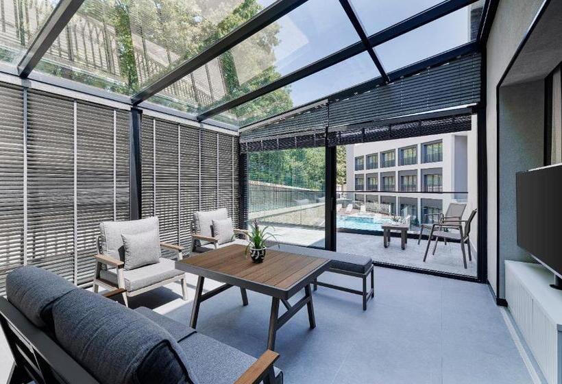 家庭间, Inventist Hotel Sports Academy Istanbul